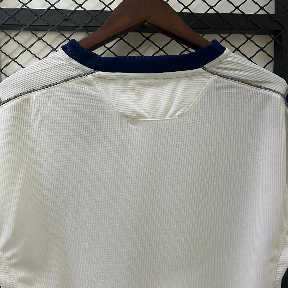 Manchester United 00/01 Away Retro Jersey