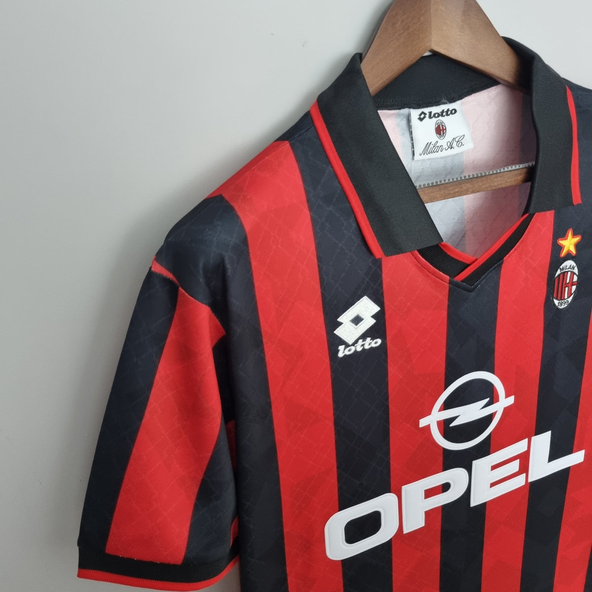 AC Milan 95/96 Home Retro Jersey