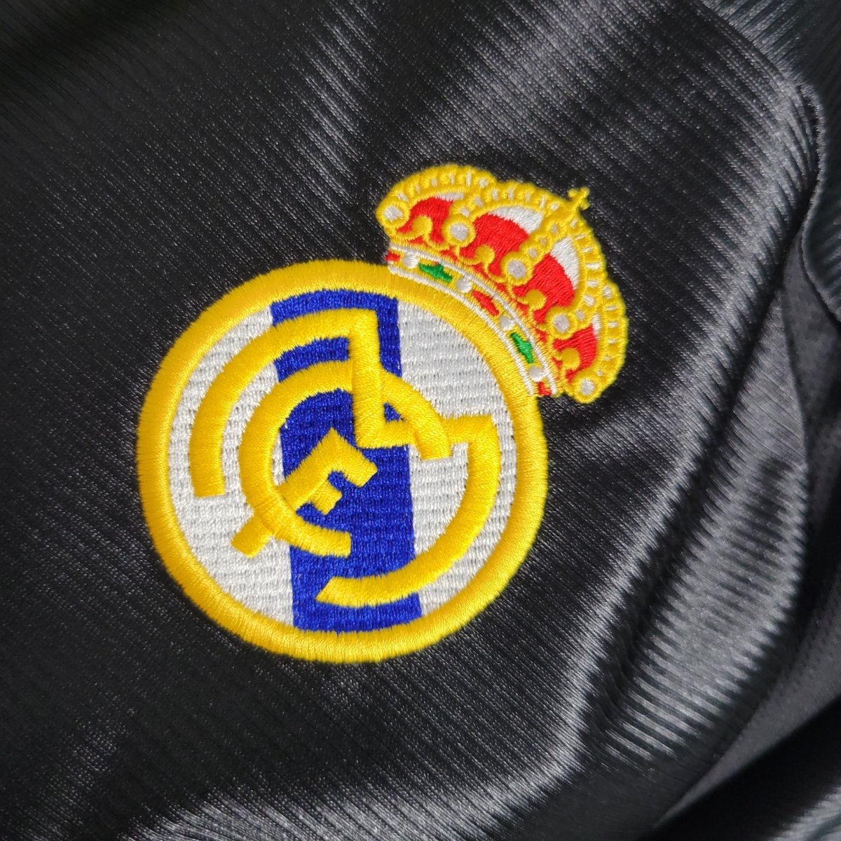Real Madrid 99/00 Away Retro Jersey
