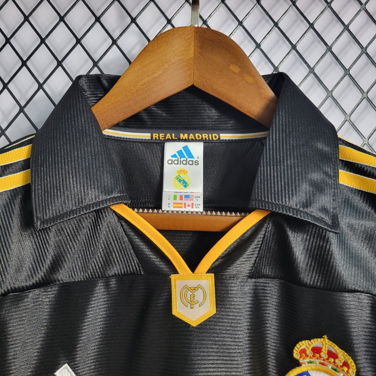 Real Madrid 99/00 Away Retro Jersey