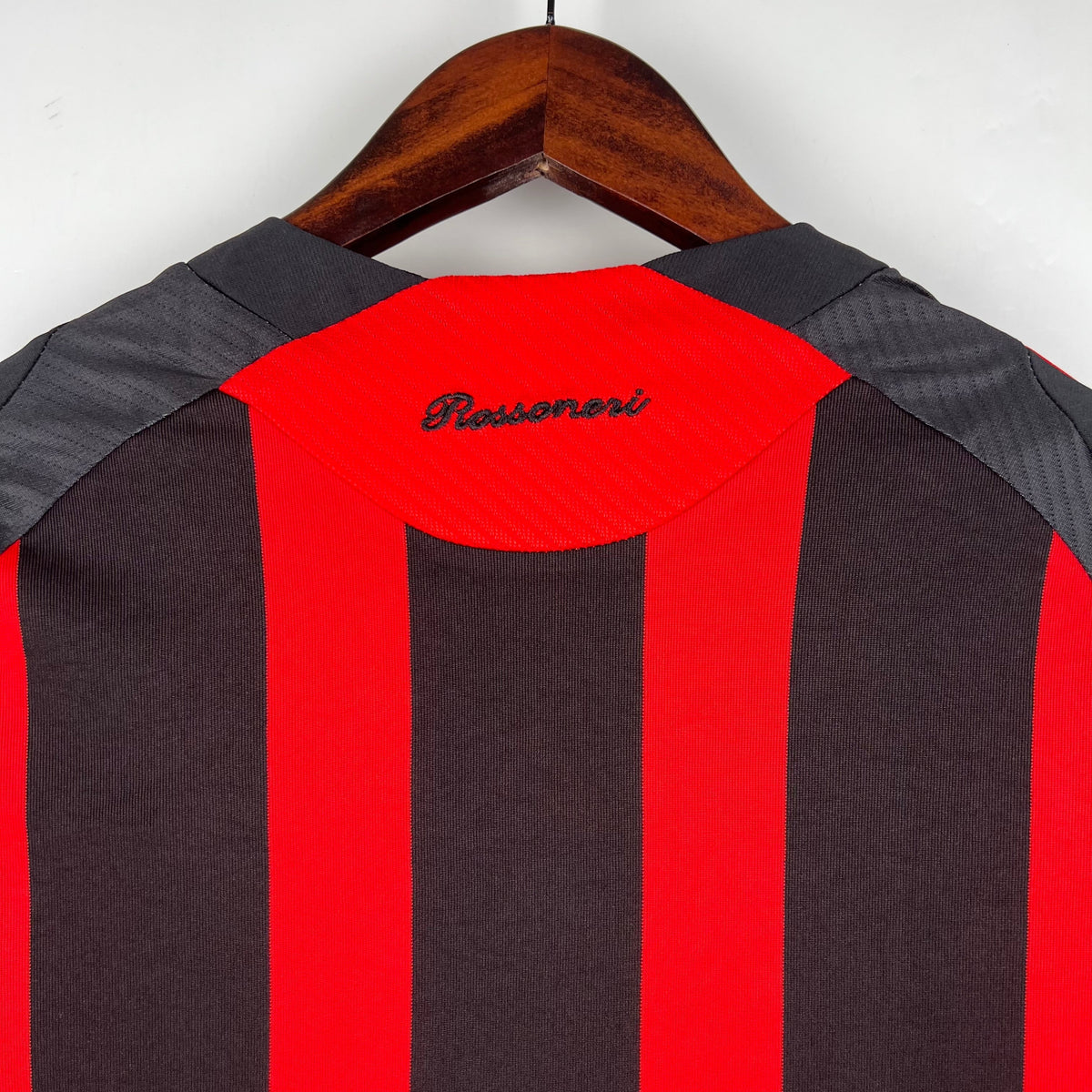 AC Milan 08/09 Home Retro Jersey