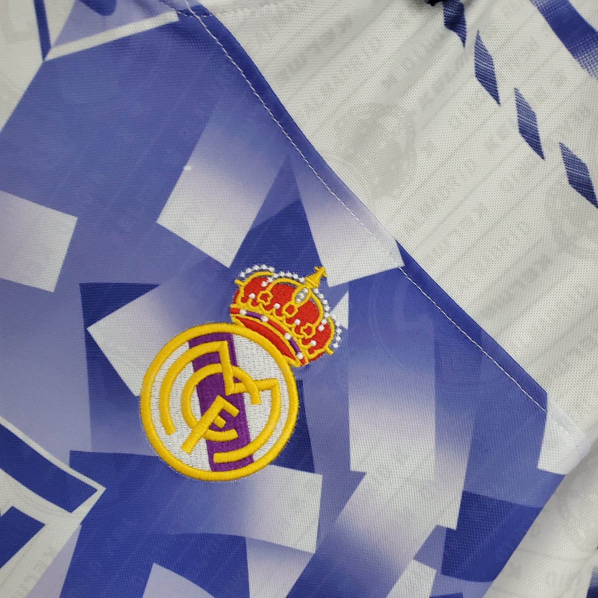 Real Madrid 96/97 Third Retro Jersey