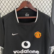 Manchester United 03/04 Away Retro Jersey