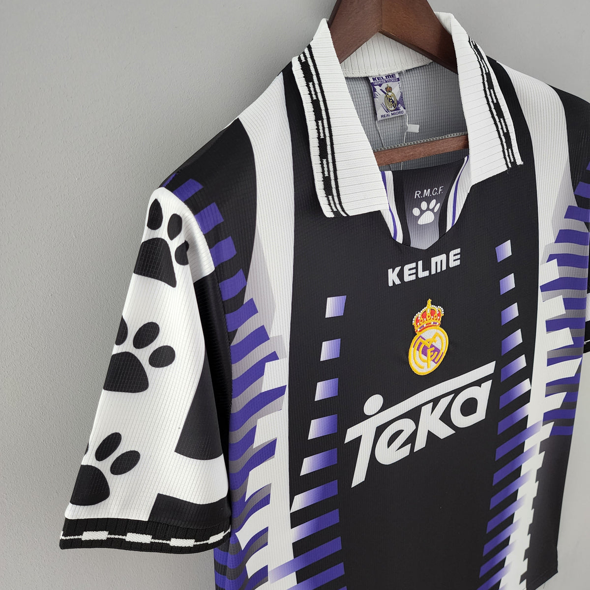 Real Madrid 97/98 Third Retro Jersey