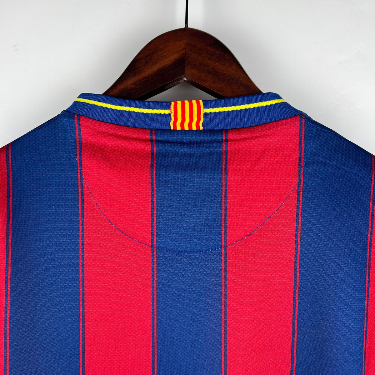 Barcelona 09/10 Home Retro Jersey