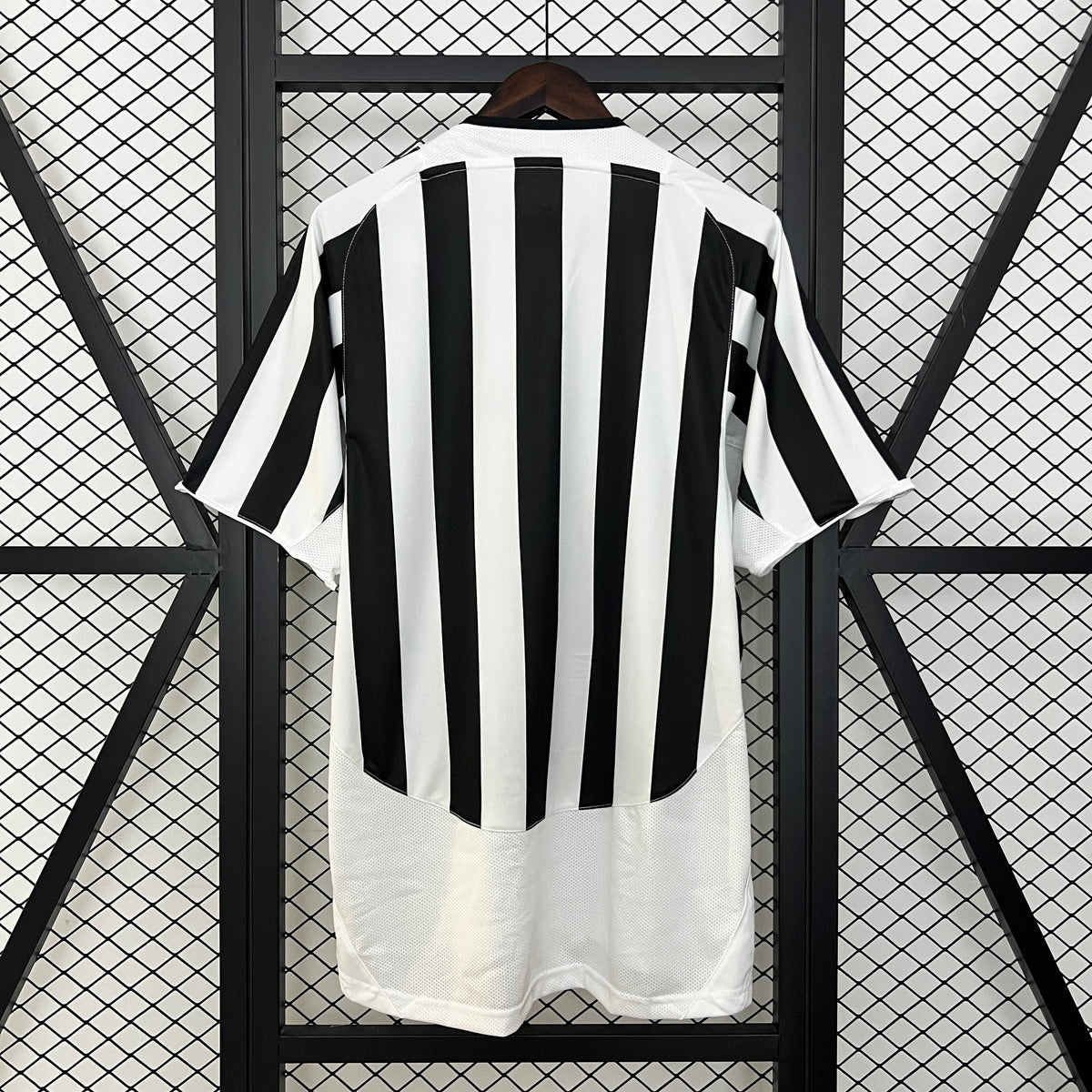 Juventus 03/04 Home Retro Jersey