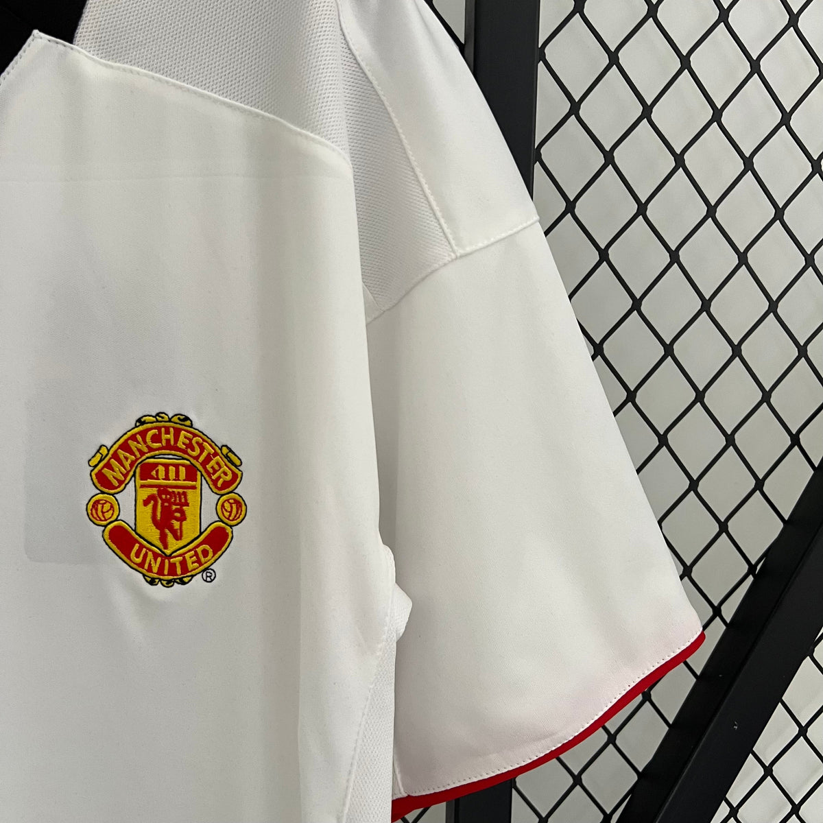 Manchester United 02/03 Away Retro Jersey