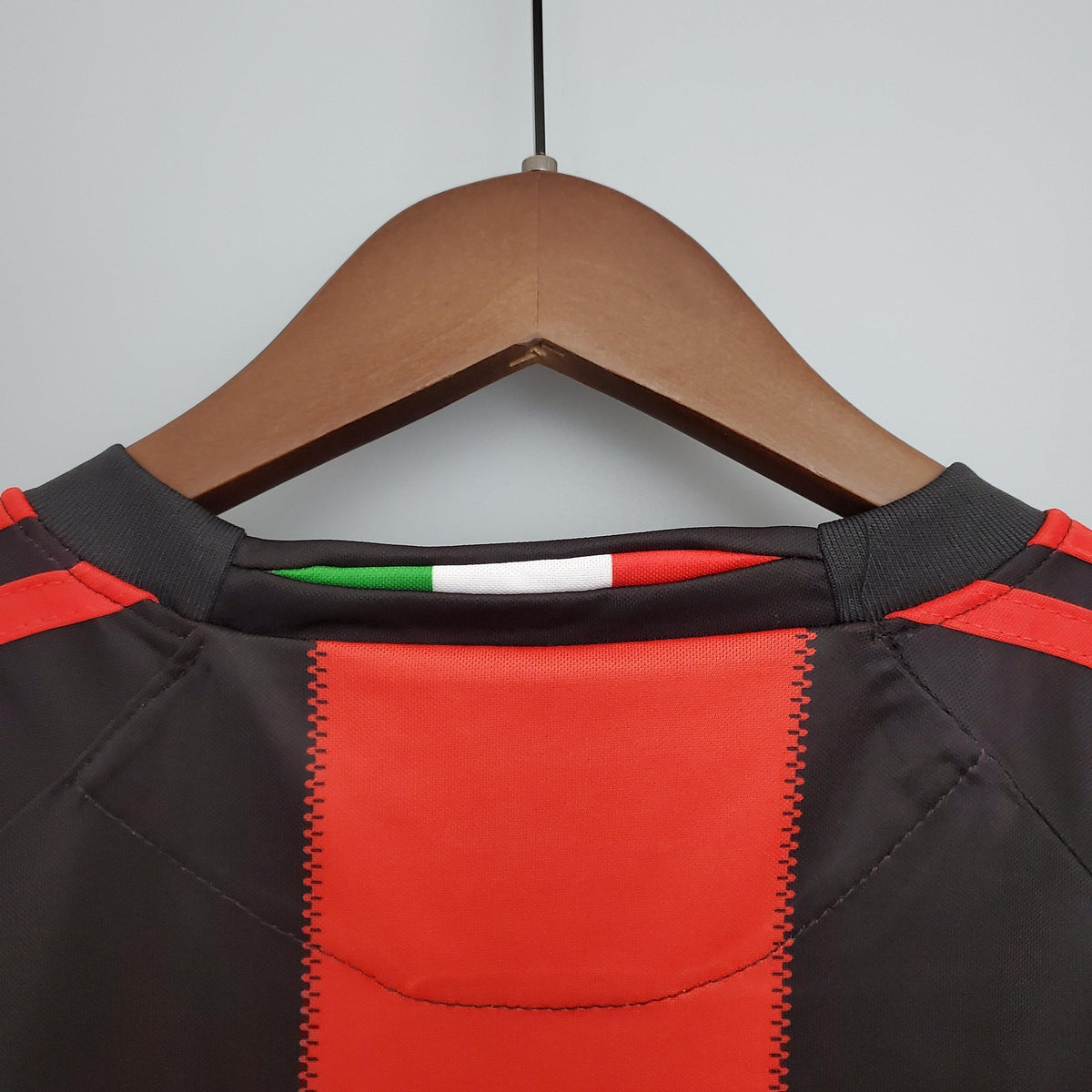 AC Milan 10/11 Home Retro Jersey