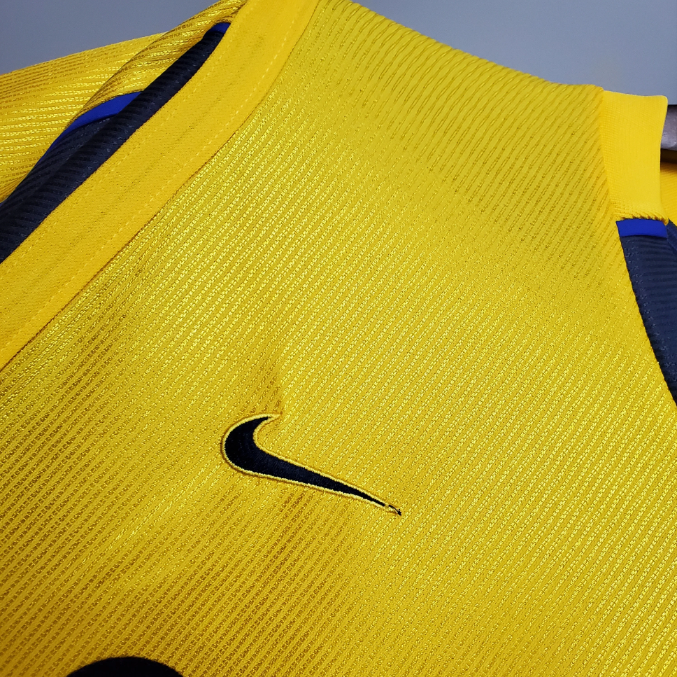 Arsenal 99/00 Away Retro Jersey