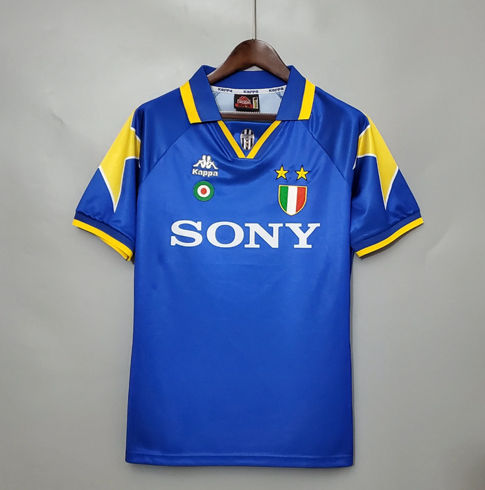 Juventus 96/97 Away Retro Jersey
