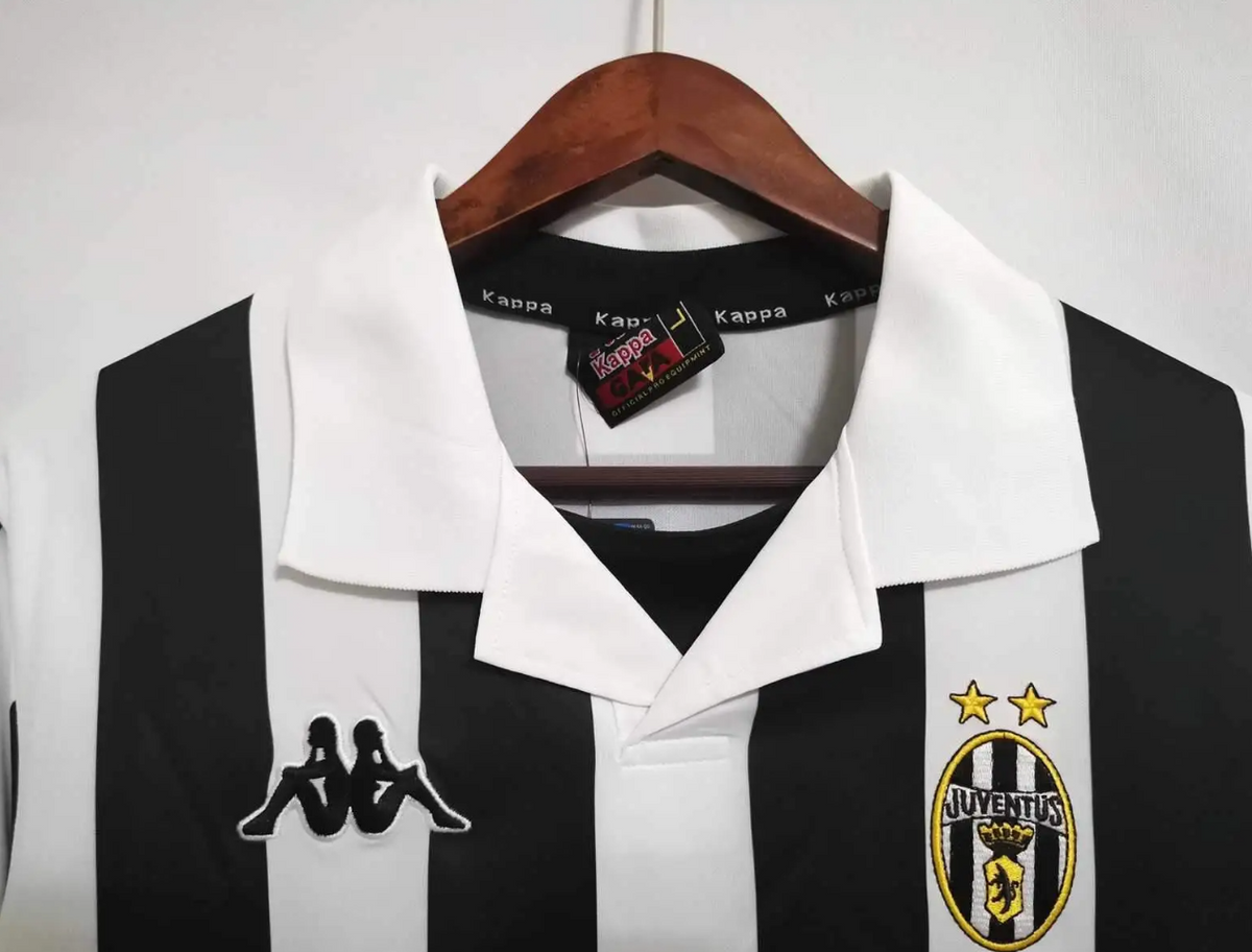 Juventus 99/00 Home Retro Jersey