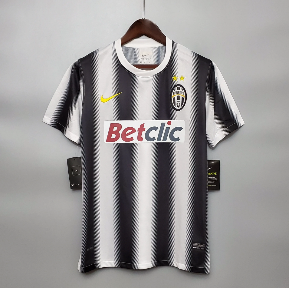 Juventus 10/11 Home Retro Jersey
