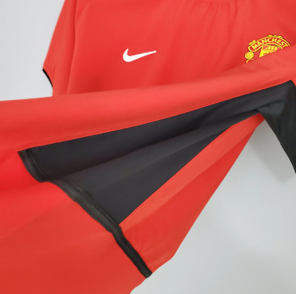 Manchester United 02/03 Home Retro Jersey