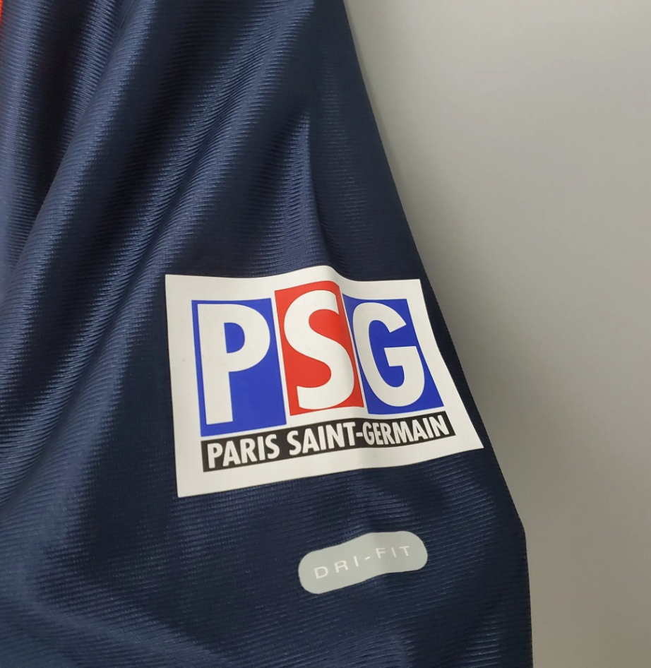 Paris Saint-Germain 01/02 Home Retro Jersey