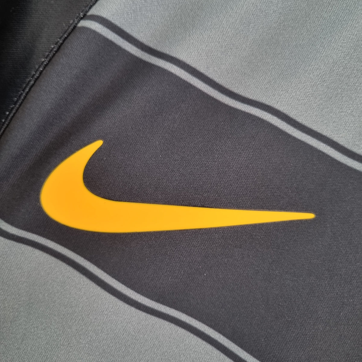 Inter Milan 04/05 Third Retro Jersey