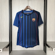 Barcelona 04/05 Away Retro Jersey