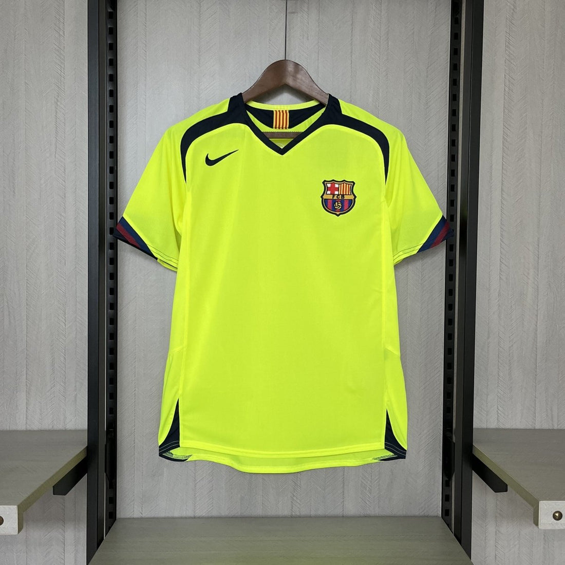 Barcelona 05/06 Visitante Retro Camiseta