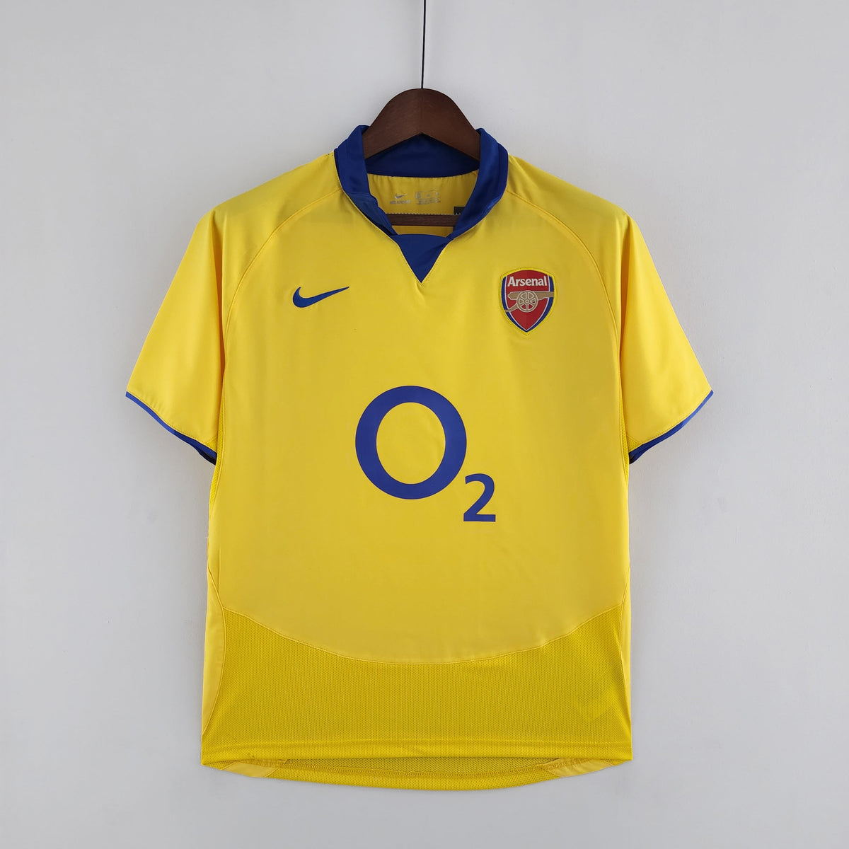 Arsenal 03/05 Away Retro Jersey