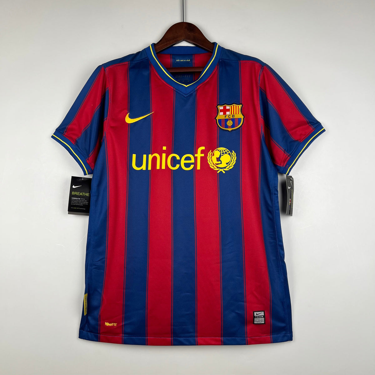 Barcelona 09/10 Home Retro Jersey