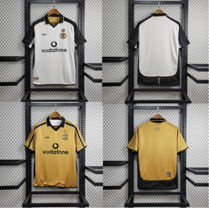 Manchester United 01/02 Away Retro Jersey