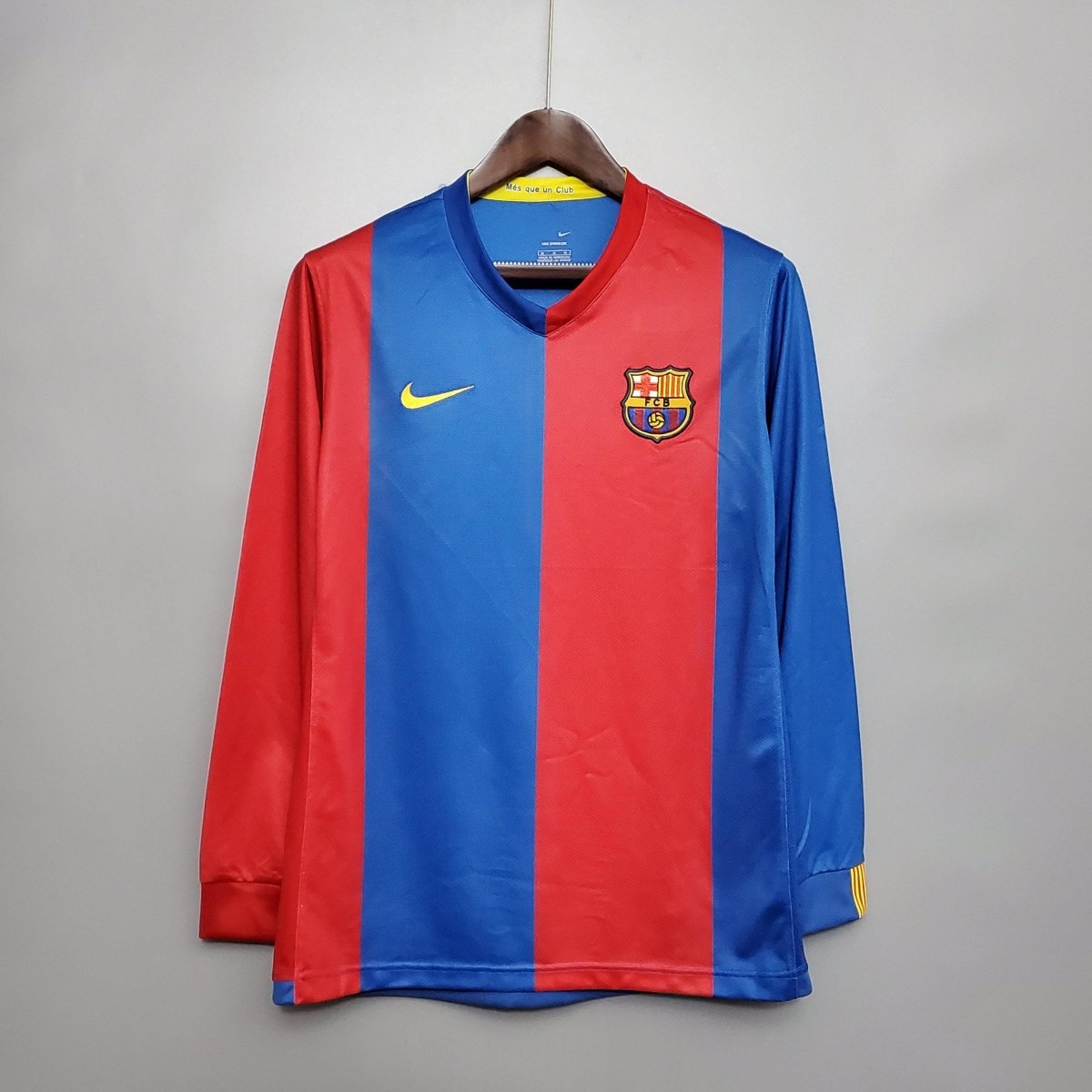 Barcelona 06/07 Home Retro Long Sleeve Jersey
