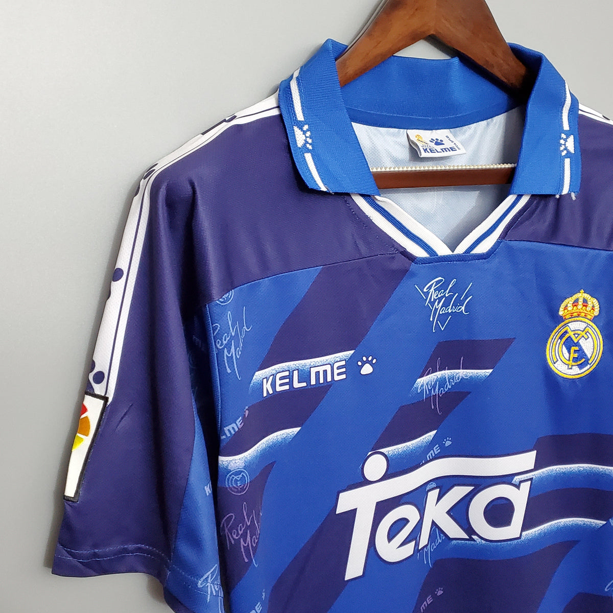 Real Madrid 95/96 Away Retro Jersey