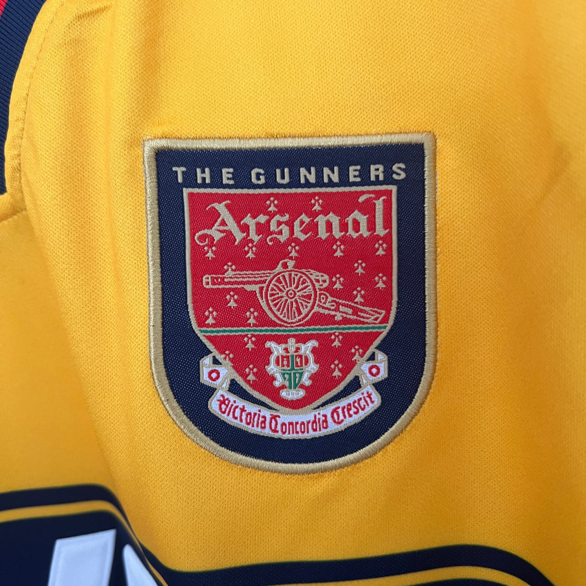 Arsenal 97/98 Away Retro Jersey