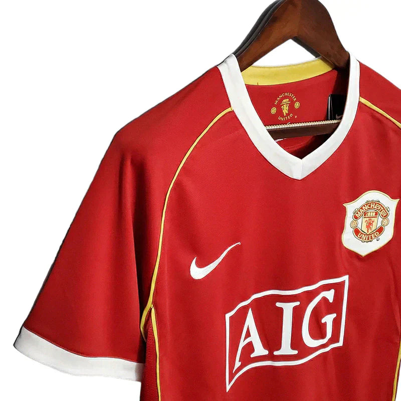 Manchester United 06/07 Retro Jersey