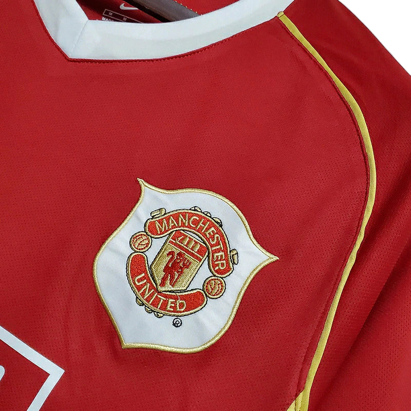 Manchester United 06/07 Retro Jersey