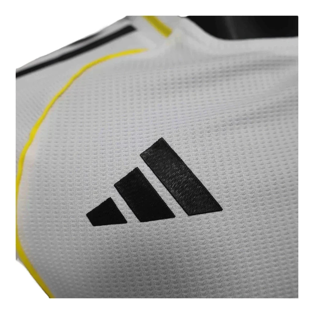 Real Madrid 25/26 Home Player Jersey