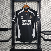 Real Madrid 2006/07 Away Retro Jersey