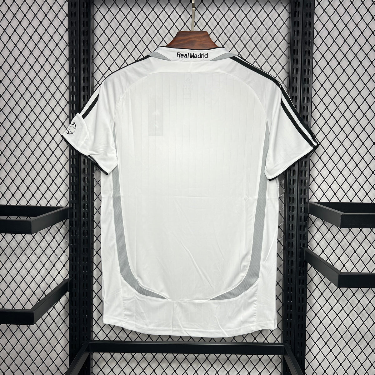 Real Madrid 06/07 Home Retro Jersey